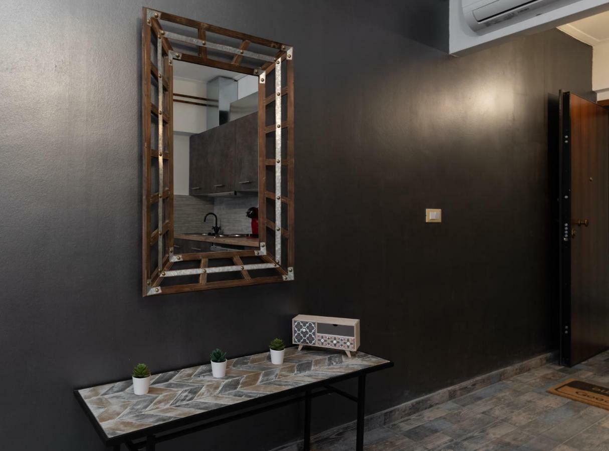 Superb Industrial Style Lodge Heart Of Athens Ngoại thất bức ảnh