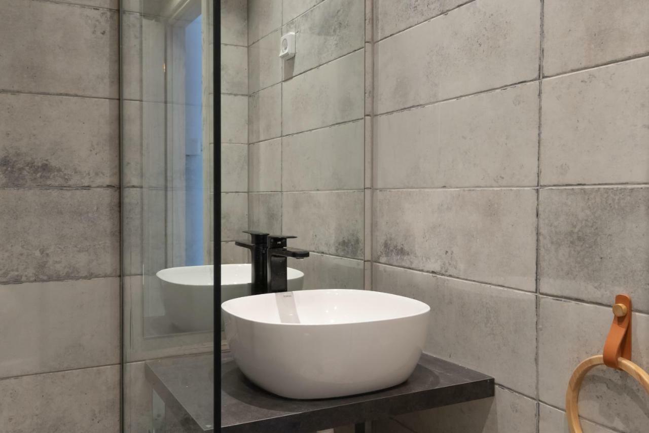 Superb Industrial Style Lodge Heart Of Athens Ngoại thất bức ảnh