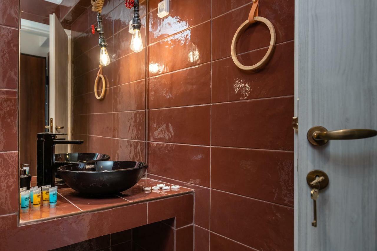 Superb Industrial Style Lodge Heart Of Athens Ngoại thất bức ảnh
